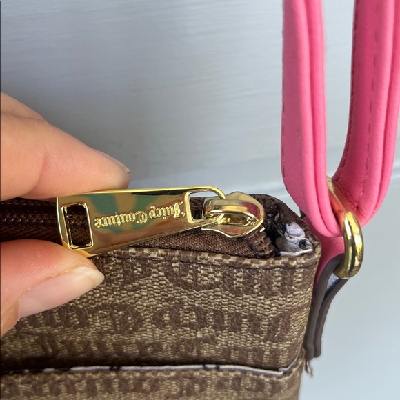 Juicy Couture Chestnut Chino Crossbody, Excellent Condition! - Picture 5 of 11